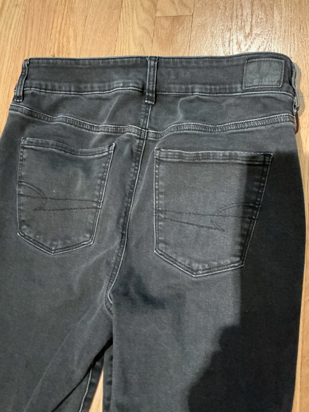 American Eagle super high-rise, black jegging jeans - Picture 3 of 6